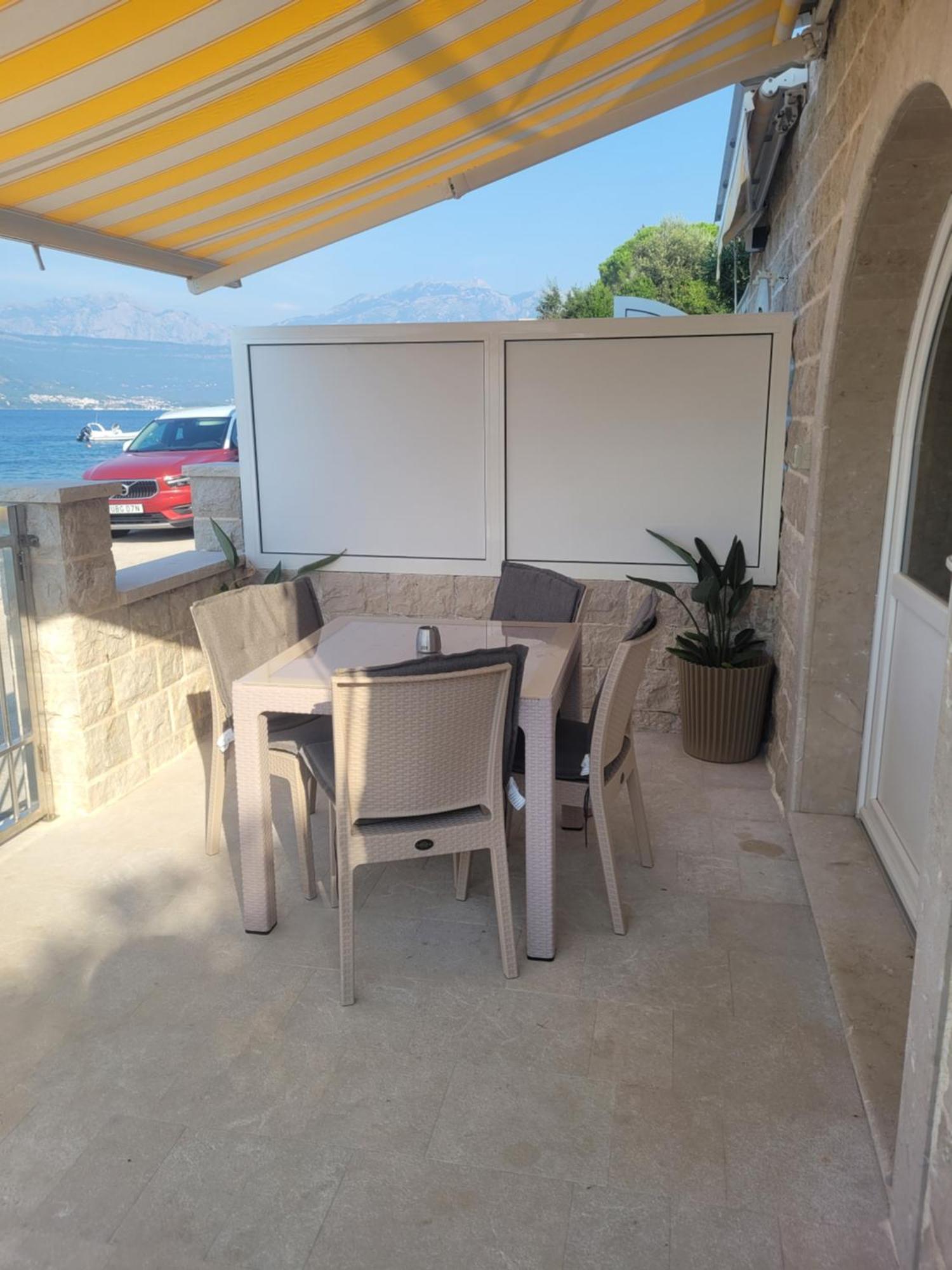 Leut Montesol Tivat 别墅 Krasići